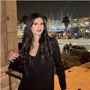 Ragazza laureata 110/L in lingue e letterature straniere impartisce lezioni private di lingua inglese